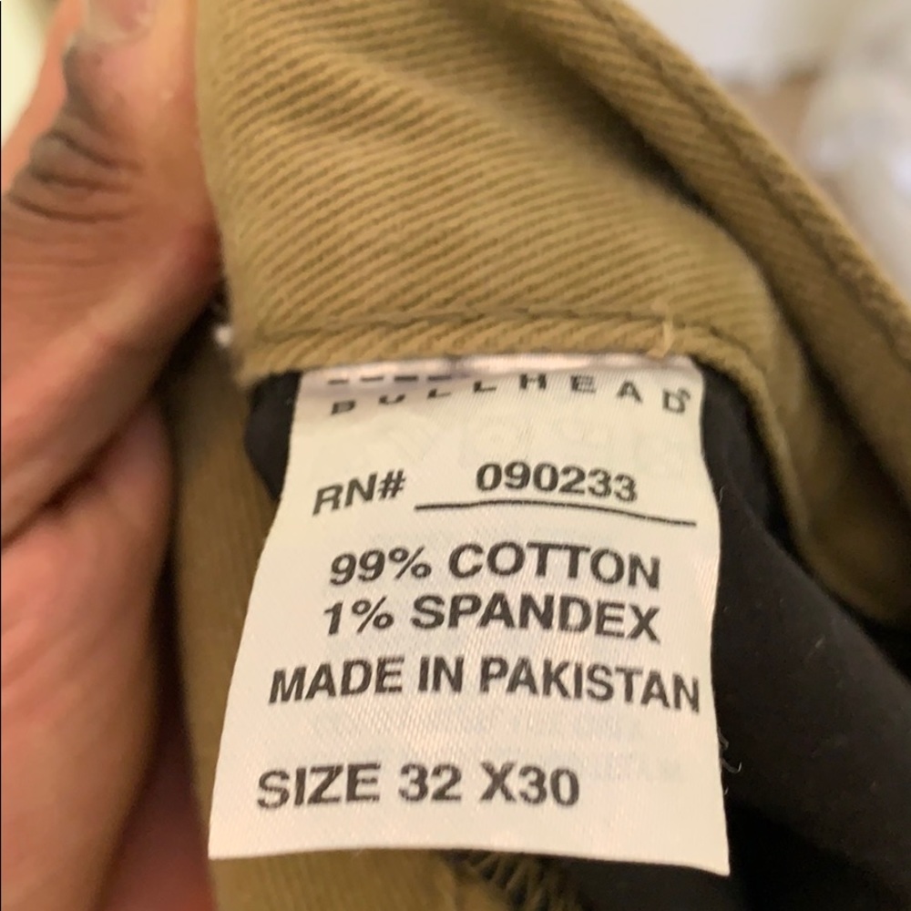 Bullhead 32x30 tan skinny jeans